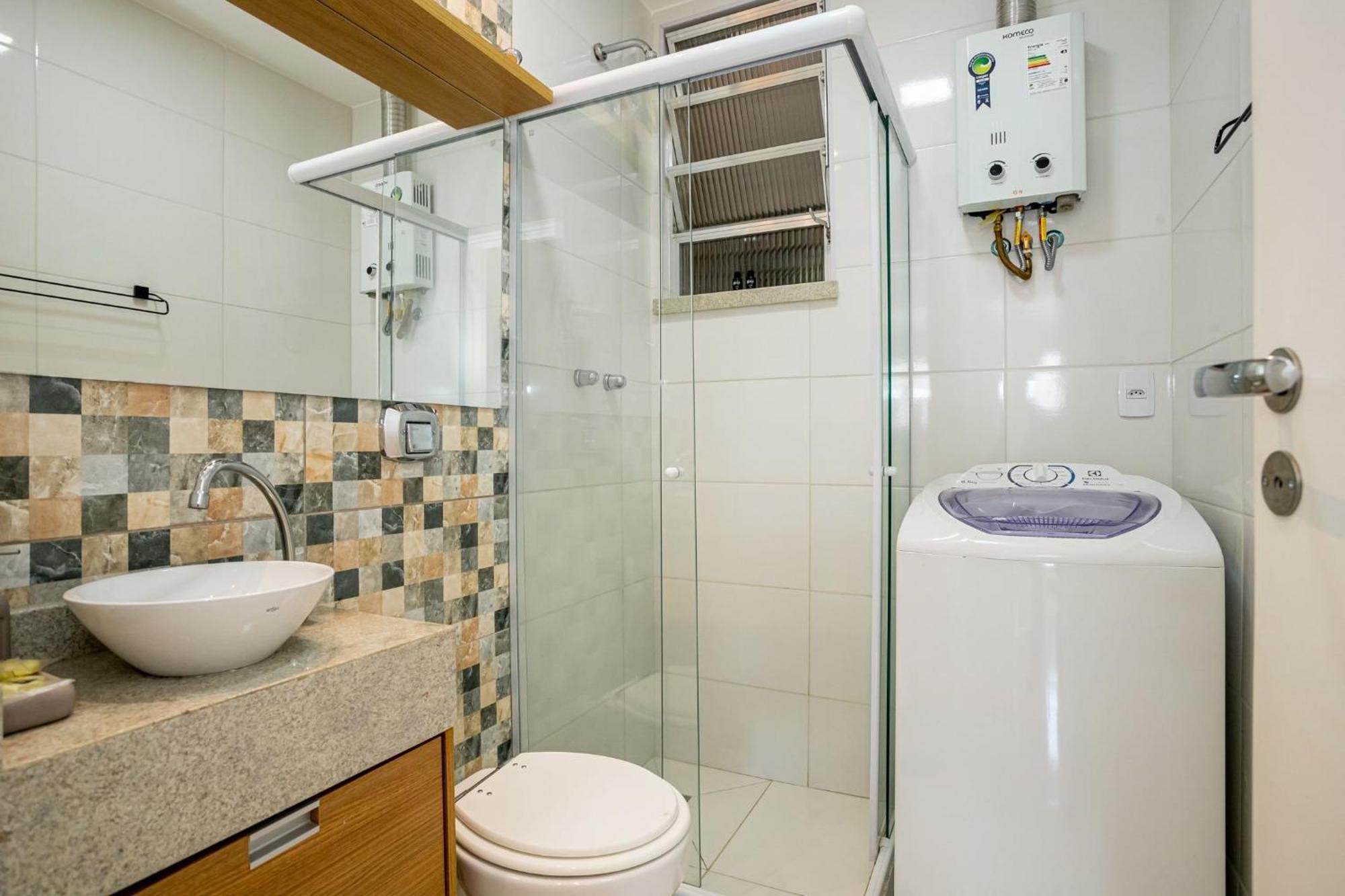 Apartamento 1qto A 400m Da De Copacabana | Br 811/1003
